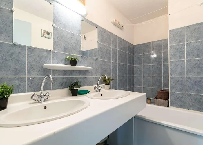 Calme, 8 Personnes, Proche Centre, Parking, Lary Soulan - Fr-1-296-169 *